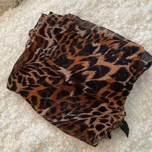 Animal print Like New 
60” x 20”